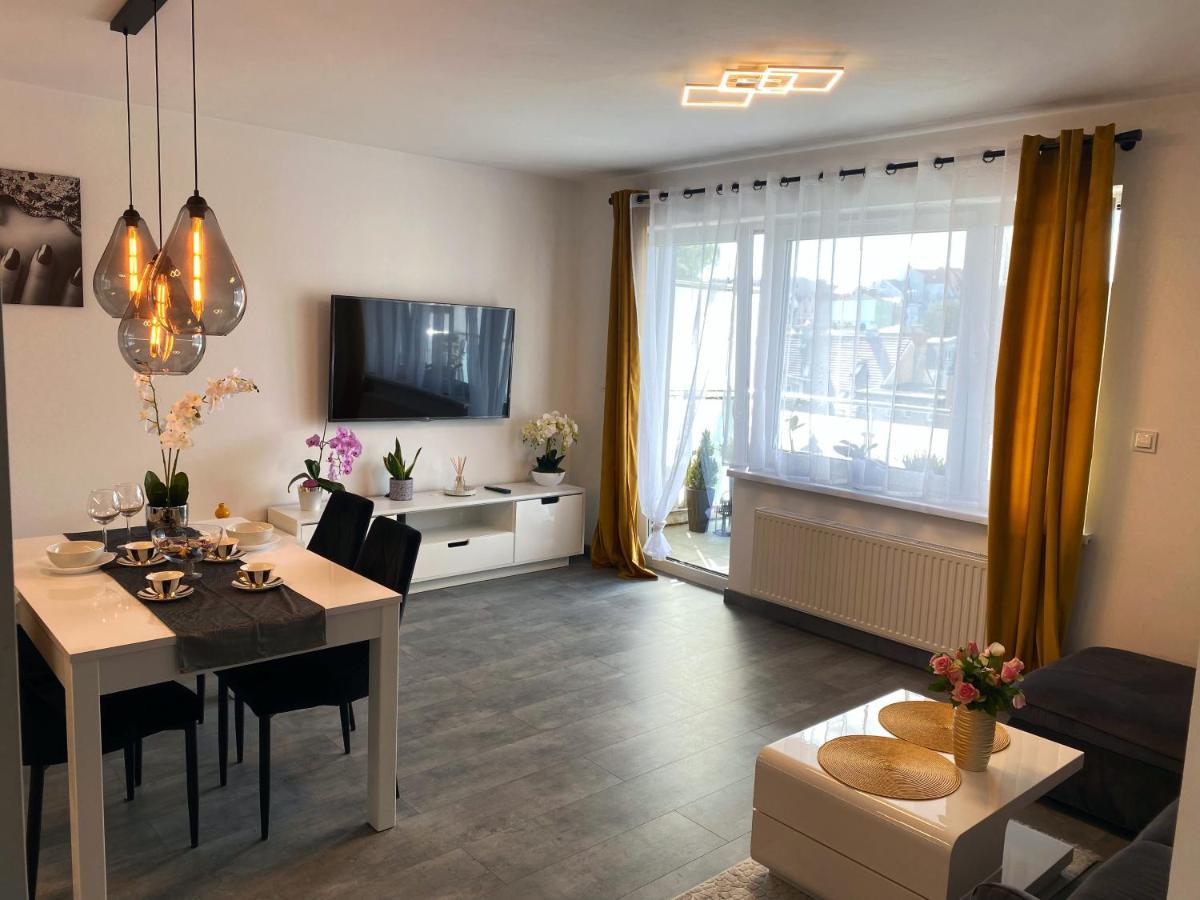 Apartament Sloneczny Apartamento Jelenia Góra Exterior foto