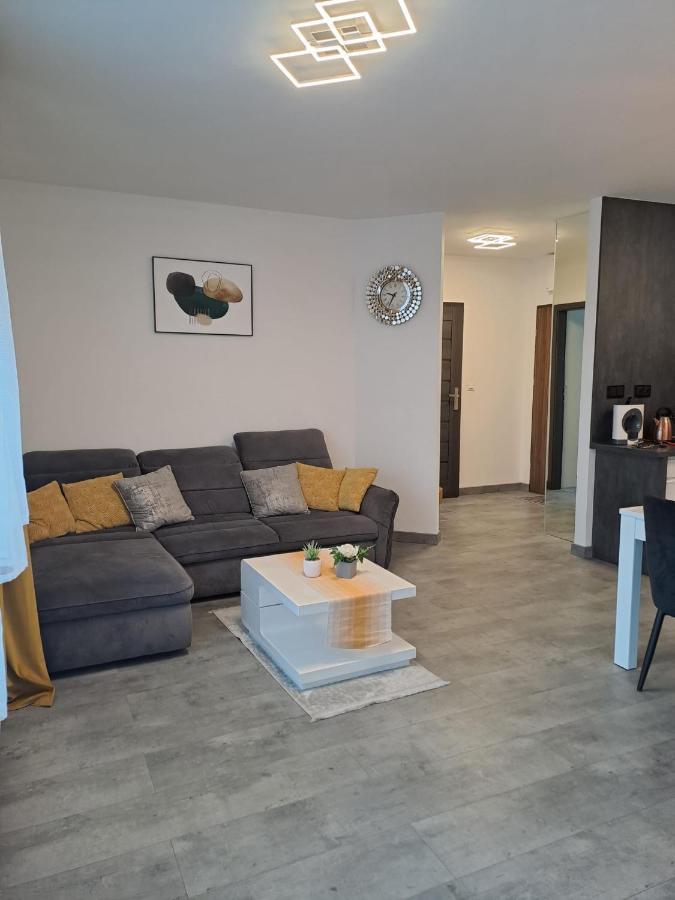 Apartament Sloneczny Apartamento Jelenia Góra Exterior foto